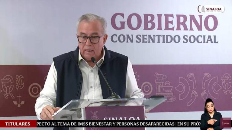 En la Conferencia Semanera, el Gobernador Rubén Rocha Moya habla sobre la columna de Héctor de Mauleón.
