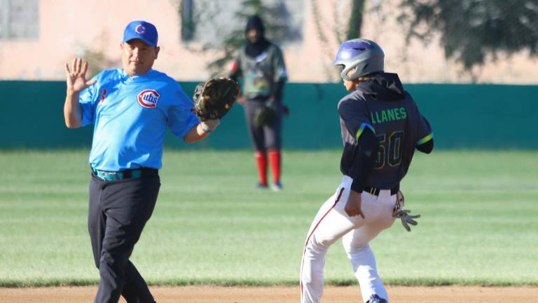 La novena líder mejoró su marca a 7-3-1 en el Club Deportivo Sarabia. La novena líder mejoró su marca a 7-3-1 en el Club Deportivo Sarabia.