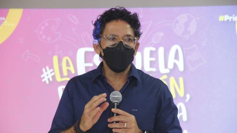 Juan Alfonso Mejía López, Secretario de Educación Pública y Cultura en Sinaloa.