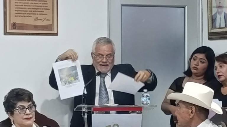 El Alcalde indicó que con este proyecto se podrá hacer realidad una vivienda para mil 500 familias, a precios accesibles y justos. El Alcalde indicó que con este proyecto se podrá hacer realidad una vivienda para mil 500 familias, a precios accesibles y justos.