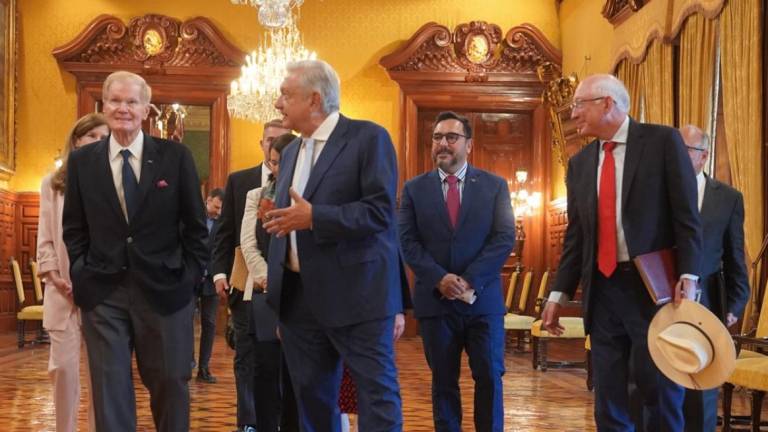 El Presidente de México Andrés Manuel López Obrador recibió en Palacio Nacional al director de la NASA.