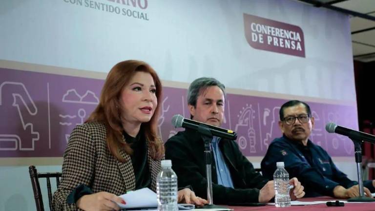 Niños desplazados por la violencia han comenzado a asistir a escuelas urbanas, indicó Gloria Himelda Félix Niebla, titular de Sepyc. Niños desplazados por la violencia han comenzado a asistir a escuelas urbanas, indicó Gloria Himelda Félix Niebla, titular de Sepyc.