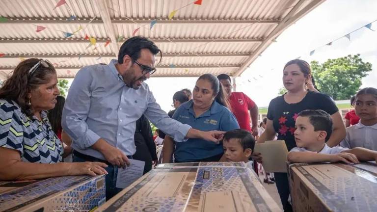 El Alcalde de Culiacán Juan de Dios Gámez Mendívil anunció descuentos durante el Buen Fin. El Alcalde de Culiacán Juan de Dios Gámez Mendívil anunció descuentos durante el Buen Fin.