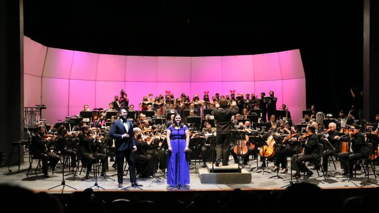 La Orquesta Sinfónica Sinaloa de las Artes abre el Festival Navideño del Isic.