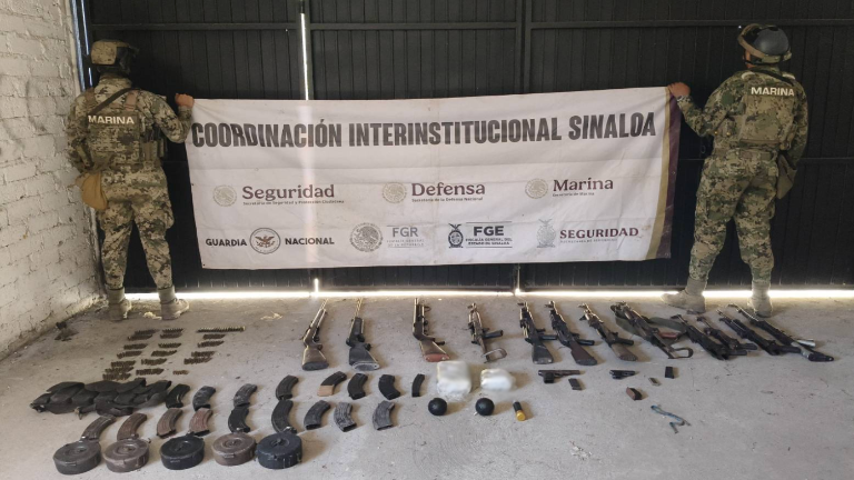 El arsenal fue encontrado por elementos de la Marina durante labores de patrullaje en una zona rural. El arsenal fue encontrado por elementos de la Marina durante labores de patrullaje en una zona rural.
