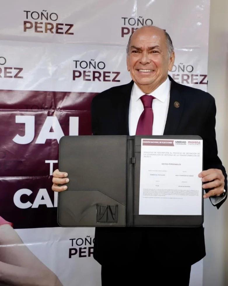 $!Papá del piloto ‘Checo’ Pérez se registra como aspirante a la Gubernatura de Jalisco por Morena