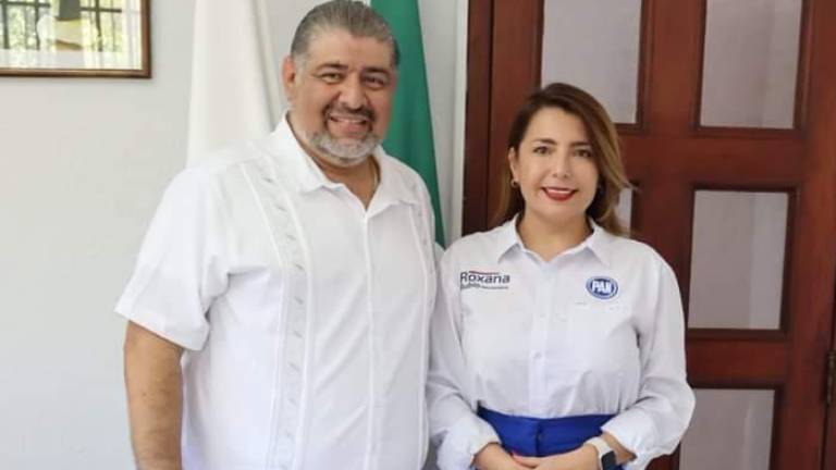 Por medio de su página oficial, el Partido Acción Nacional en Sinaloa compartió una imagen que muestra a la presidenta estatal del PAN, Roxana Rubio Valdez, y al doctor Javier Estrada.