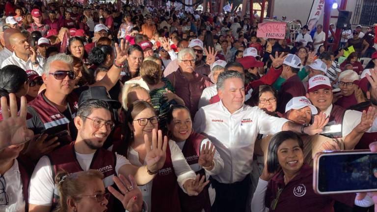Reciben a Imelda Castro y Enrique Inzunza en Mazatlán para dar inicio a su campaña