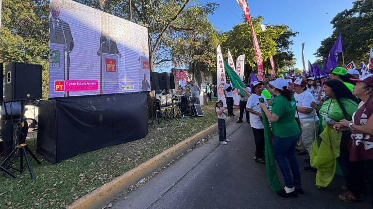 Cierran calle De Los Insurgentes en Culiacán para el primer debate de los candidatos al Senado
