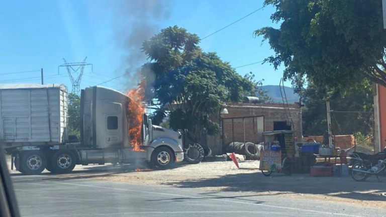 Zona donde se registró un enfrentamiento entre civiles armados y agentes de seguridad en Ocotlán, Jalisco.