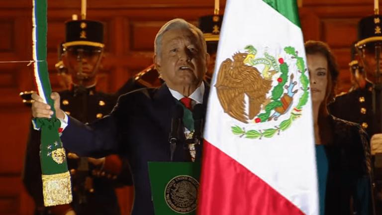 El Presidente Andrés Manuel López Obrador dio el Grito de la Independencia en la Ciudad de México.
