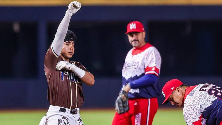 Tucson Baseball Team salió adelante en el primero de la serie en Mexicali. Tucson Baseball Team salió adelante en el primero de la serie en Mexicali.