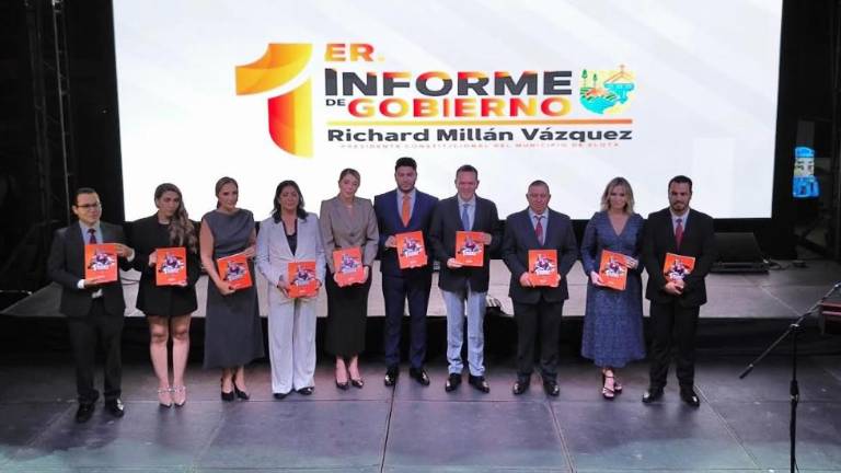 Autoridades locales y del Gobierno del Estado acudieron a la presentación del Primer Informe del Alcalde de Elota. Autoridades locales y del Gobierno del Estado acudieron a la presentación del Primer Informe del Alcalde de Elota.