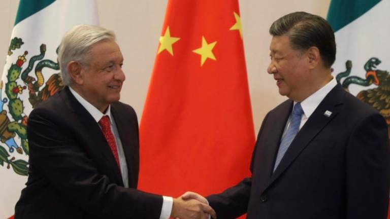 Andrés Manuel López Obrador y el Presidente de China, Xi Jinping, se encontraron en la cumbre de líderes económicos del Foro de Cooperación Económica Asia-Pacífico, en San Francisco, California.