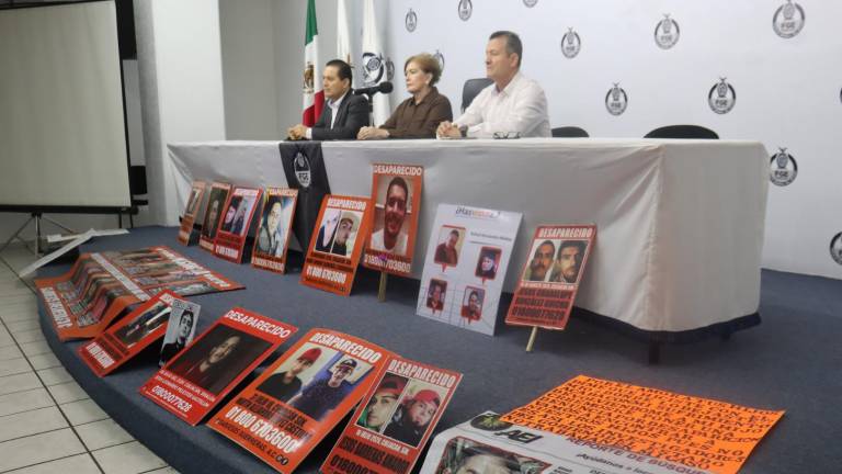 Madres buscadoras de personas desaparecidas en Culiacán sostuvieron una reunión con la Fiscal Sara Bruna.