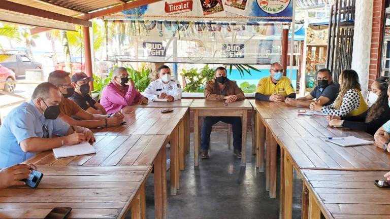 Altata abrirá restaurantes al 80% en Semana Santa, pero cerrará sus playas