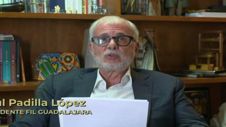 Raúl Padilla en su última intervención pública al informar por video que no podía recibir en persona el Premio Escribidores a la Gestión Cultural.