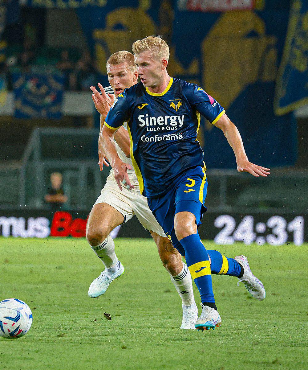 $!Hellas Verona hunde a la Roma