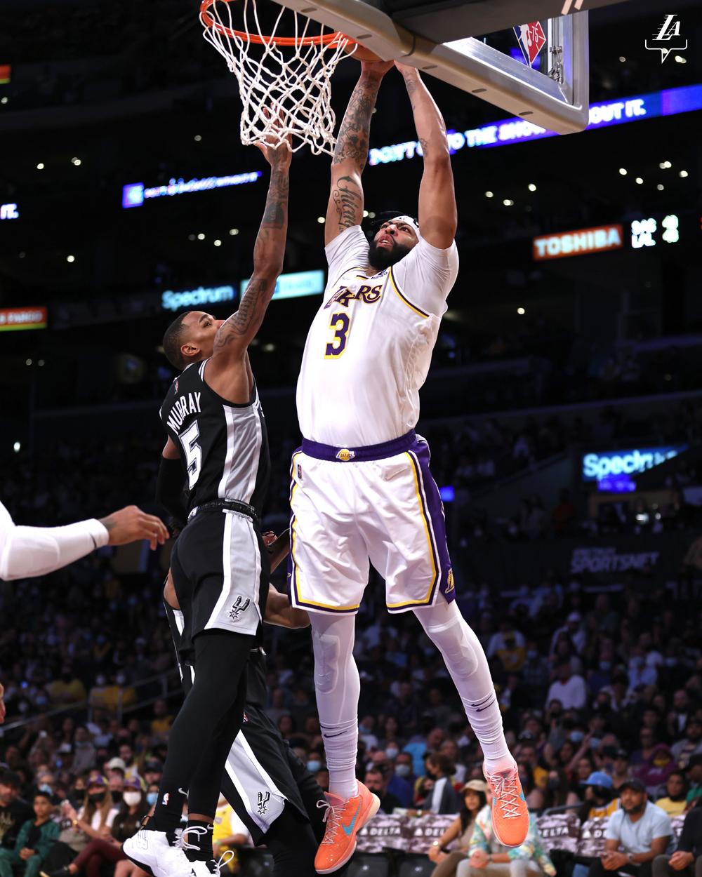 $!Lakers gana a Spurs en casa con un Anthony Davis dominante