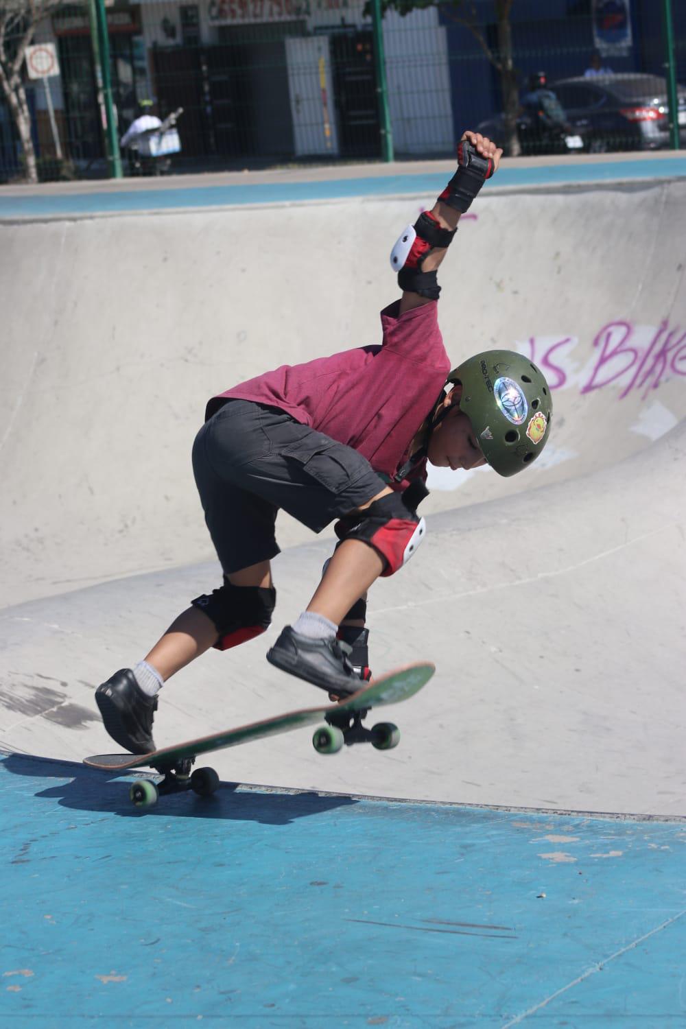 $!Celebran en Mazatlán el Quinto Circuito de Patinaje sobre Ruedas, en su modalidad de bowl
