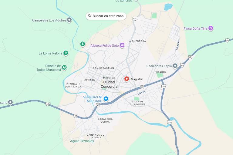 Dejan cuerpos de una pareja envuelta en cobijas en un paradero de la Durango-Mazatlán