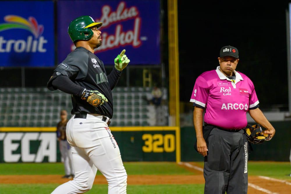 $!Williams y Tomás sacuden maderos y Cañeros vencen 7-2 a Tucson