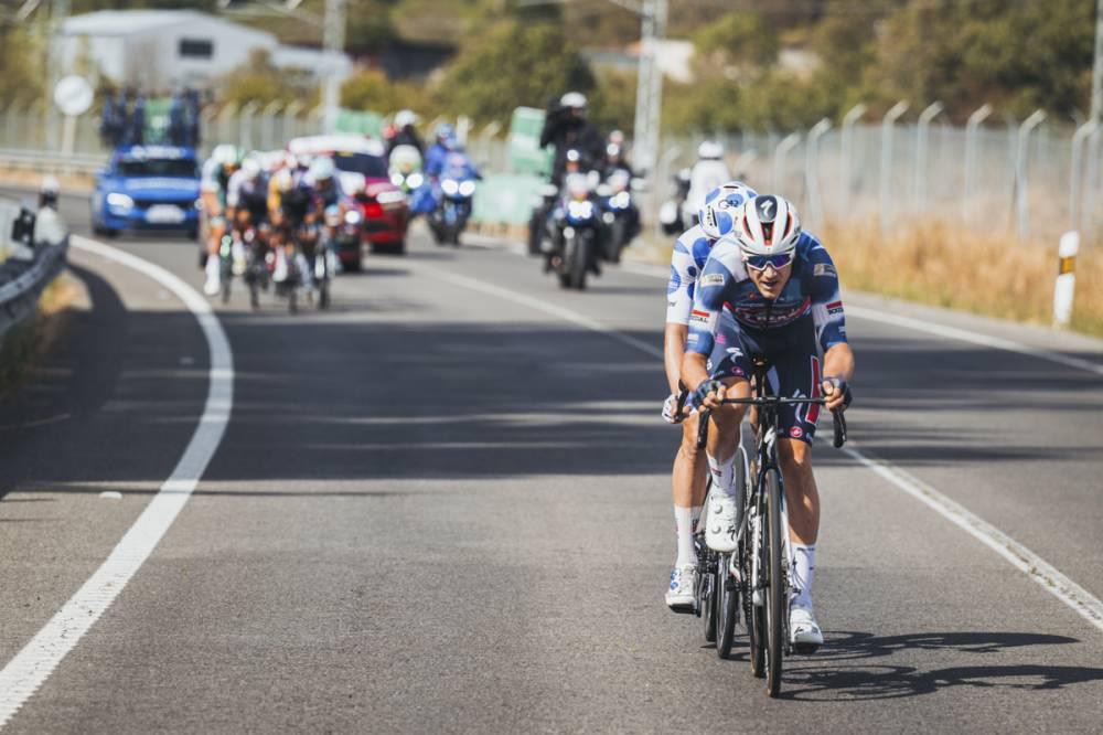 $!Mads Pedersen conquista la etapa 15 en España y firma su cuarta victoria en Grandes Vueltas este año