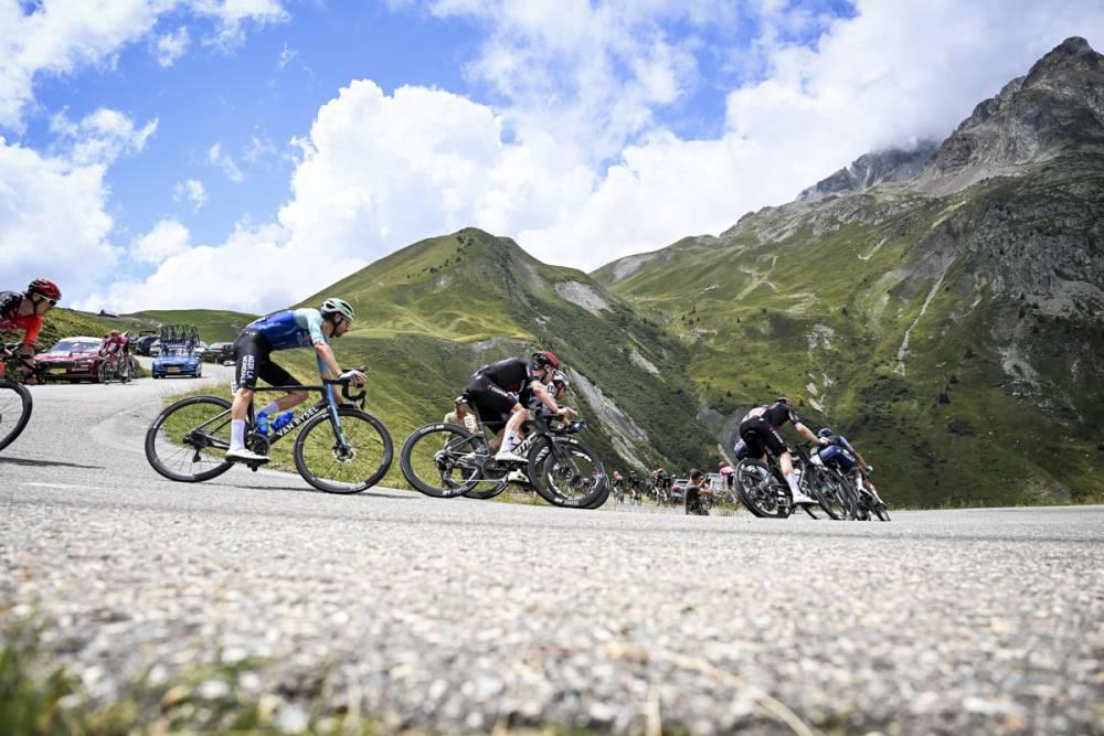 $!Ben O’Connor reina en la etapa más exigente del Tour de Francia 2025