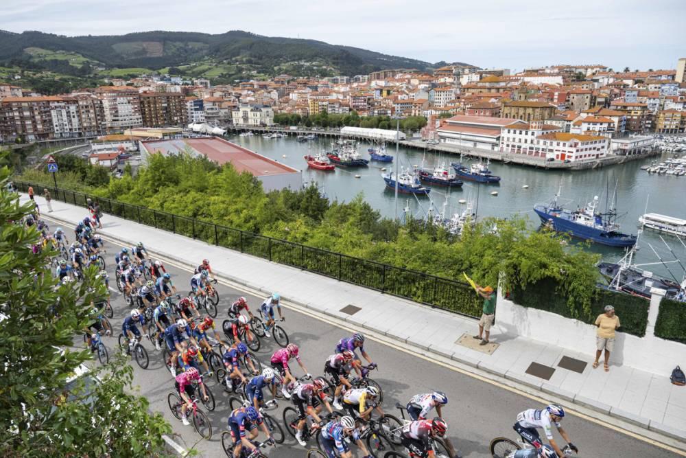 $!Etapa 11 de La Vuelta a España termina sin ganador por protesta pro Palestina en Bilbao