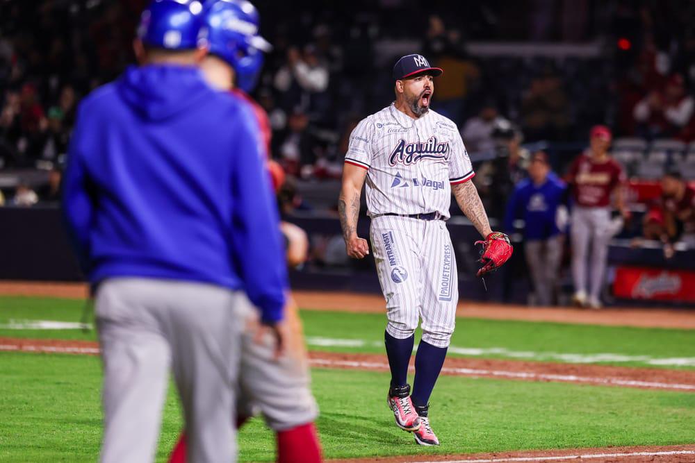 $!Águilas se lleva el tercer juego de semifinales en 11 capítulos