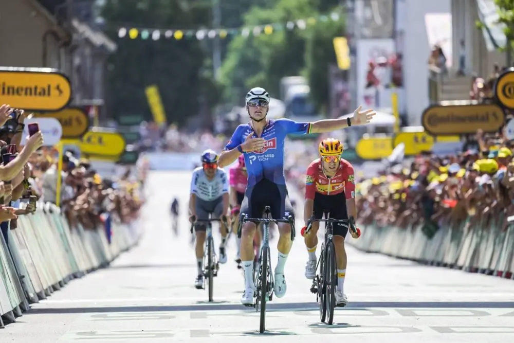$!Isaac del Toro se mantiene tercero del Tour de Francia tras triunfo de Van der Poel