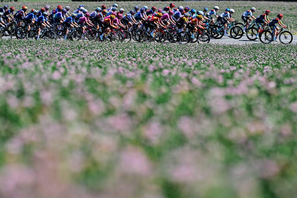 $!Romina Hinojosa supera otra etapa histórica en el Tour de Francia Femenil 2026