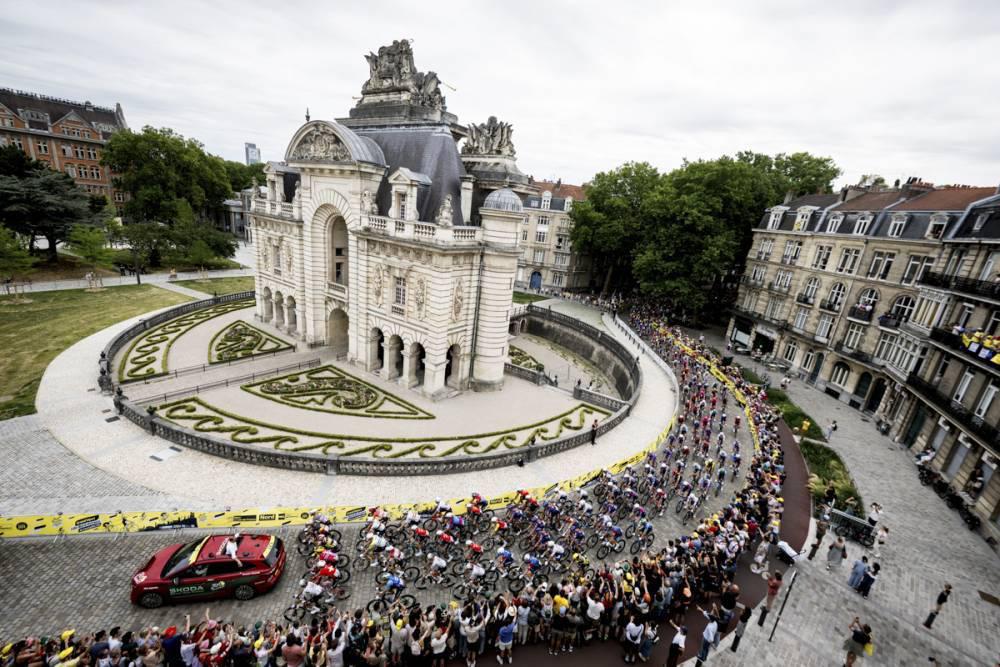 $!Jasper Philipsen se viste de amarillo tras una explosiva apertura del Tour de Francia 2025 en Lille