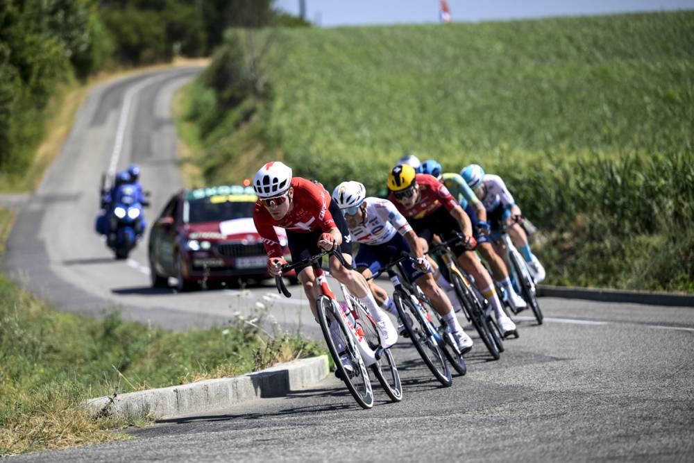 $!Jonas Abrahamsen conquista Toulouse en una etapa 11 frenética marcada por ataques, fugas y la caída de Pogacar