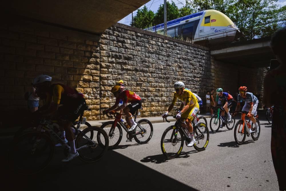 $!Isaac del Toro cae al octavo lugar del Tour tras la etapa 13