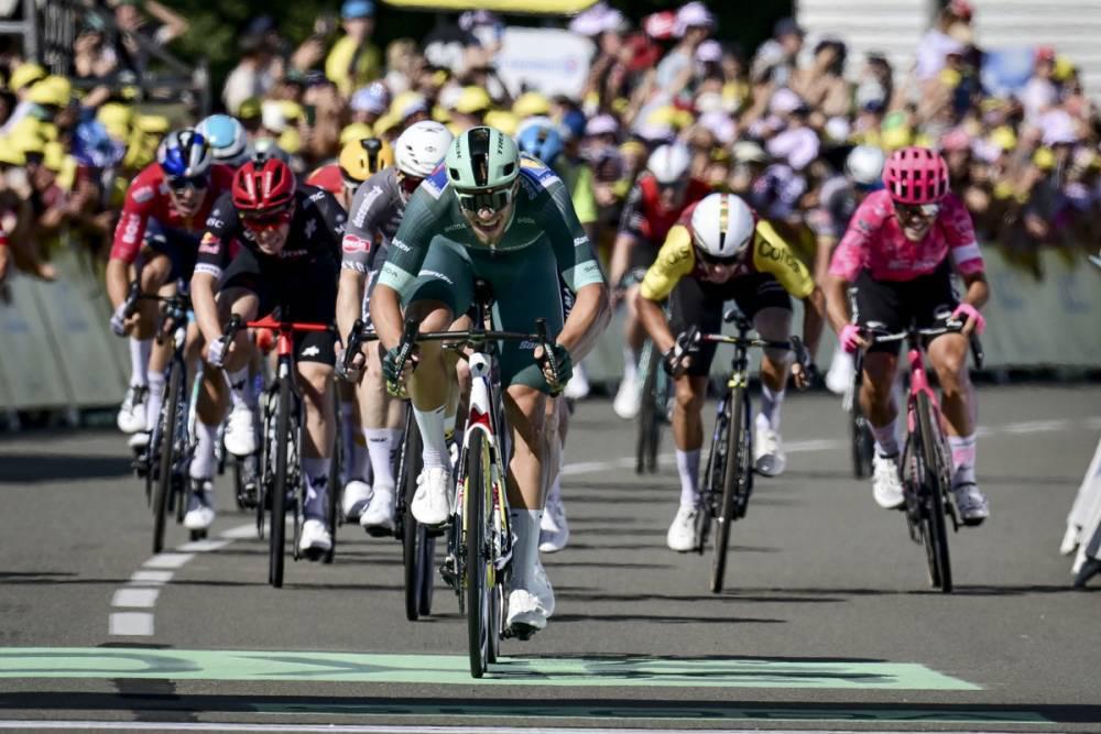 $!Jonathan Milan rompe la sequía italiana y se impone en el sprint de Laval en la etapa 8 del Tour de Francia