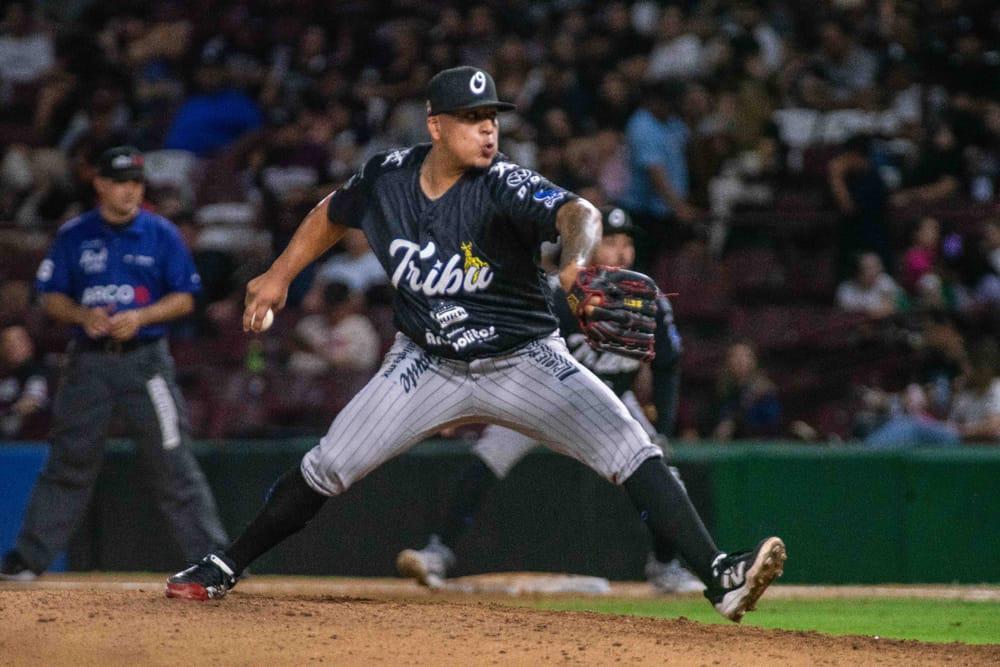 $!Dos grandes salidas, dos victorias y Manny Barreda es el Pítcher de la Semana