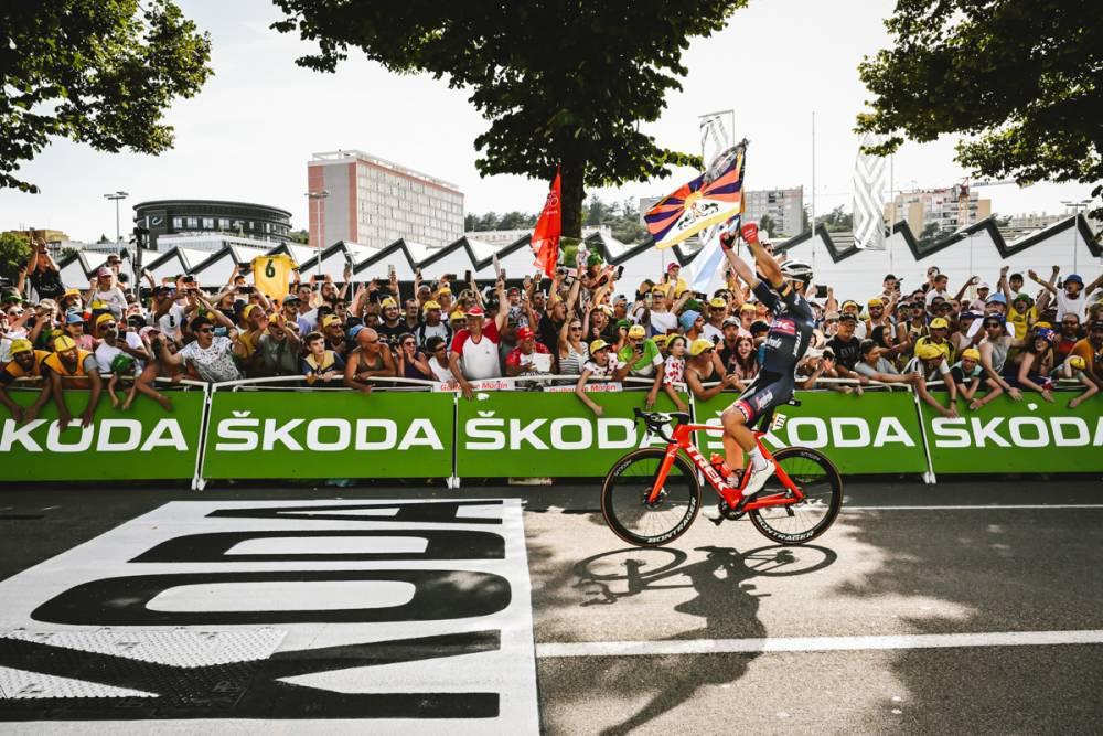 $!Mads Pedersen es juez, jurado y verdugo en etapa 13 del Tour de Francia