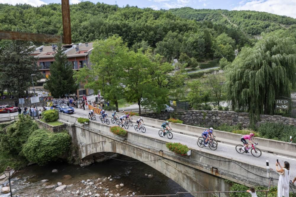 $!Ayuso se levanta en Cerler y firma su primer triunfo en La Vuelta 25