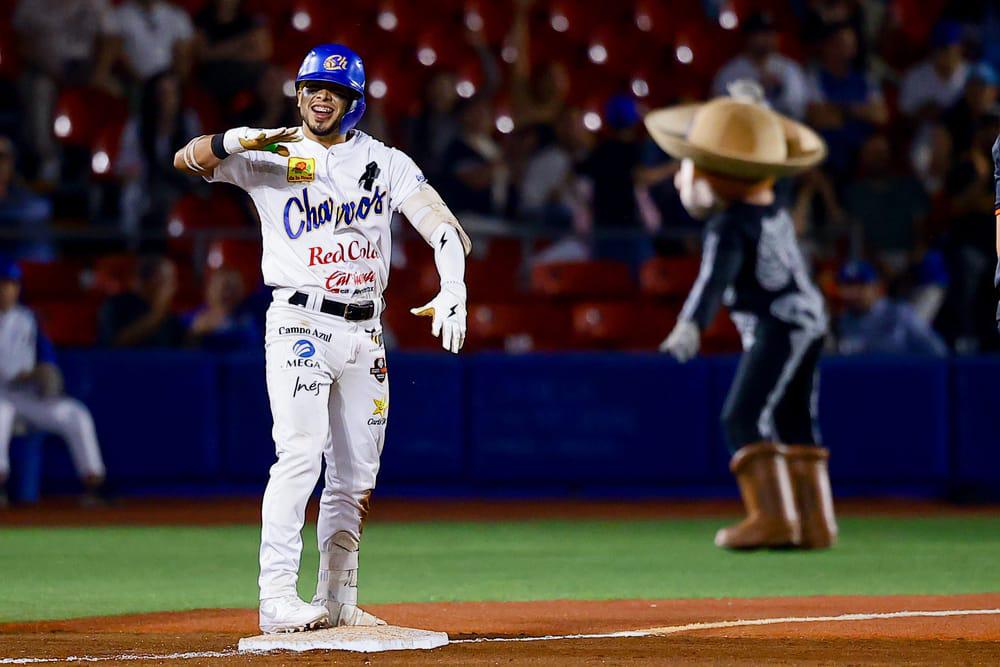 $!Dos grandes salidas, dos victorias y Manny Barreda es el Pítcher de la Semana