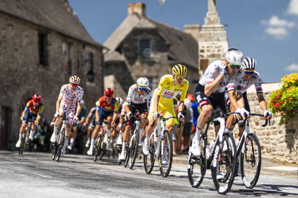 $!Jonathan Milan rompe la sequía italiana y se impone en el sprint de Laval en la etapa 8 del Tour de Francia