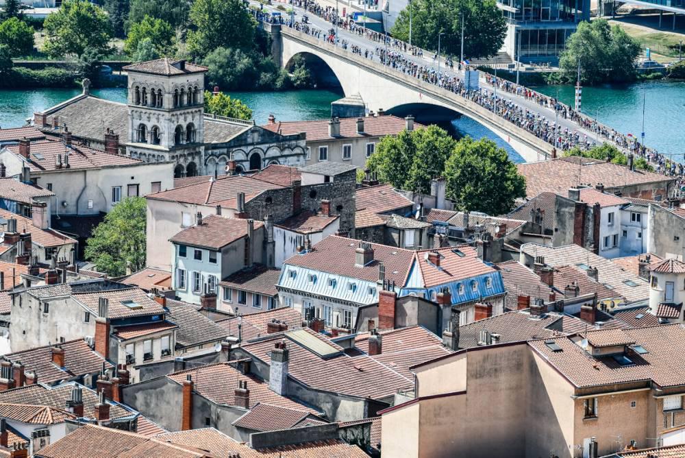 $!Mads Pedersen es juez, jurado y verdugo en etapa 13 del Tour de Francia