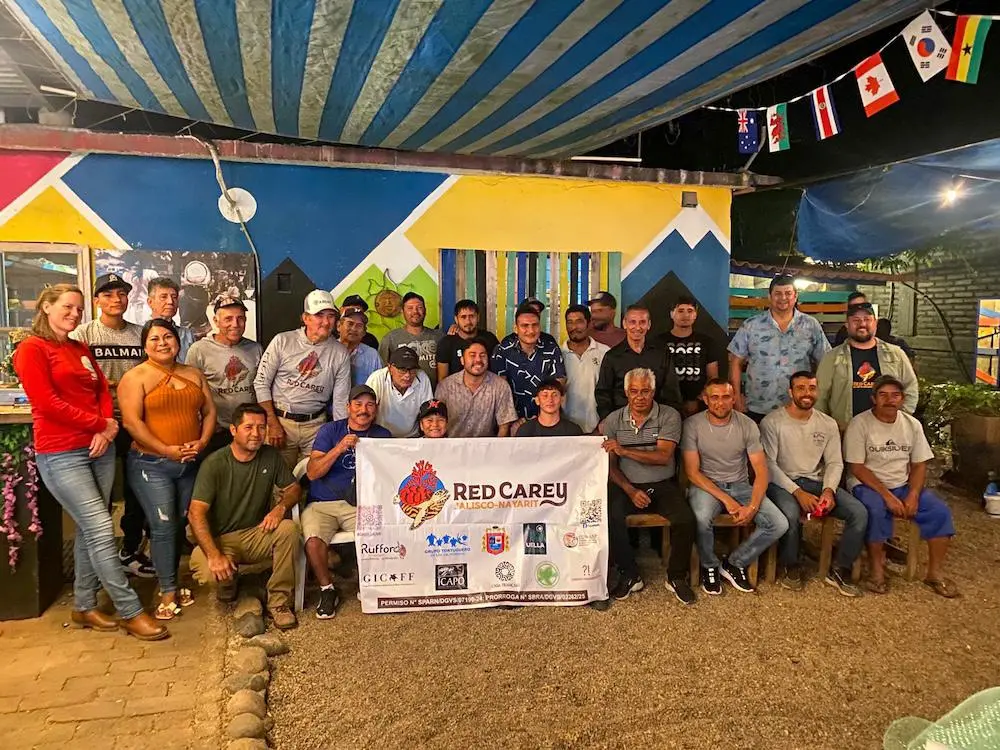 $!En México, pescadores y biólogos suman fuerzas para monitorear la tortuga carey, en Peligro Crítico de extinción