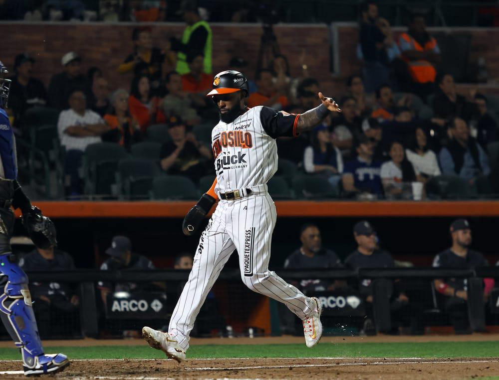 $!Naranjeros se impuso en el primer duelo del Clásico Sonorense