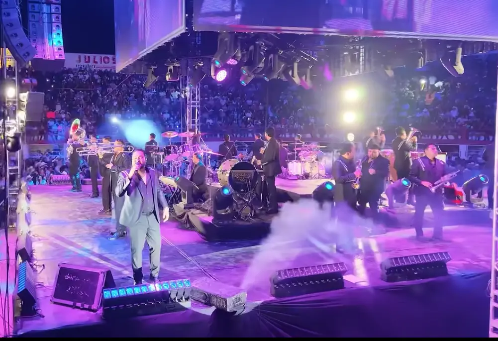 $!Desde su arribo al escenario, la agrupación tuvo una buena conexión con su público.