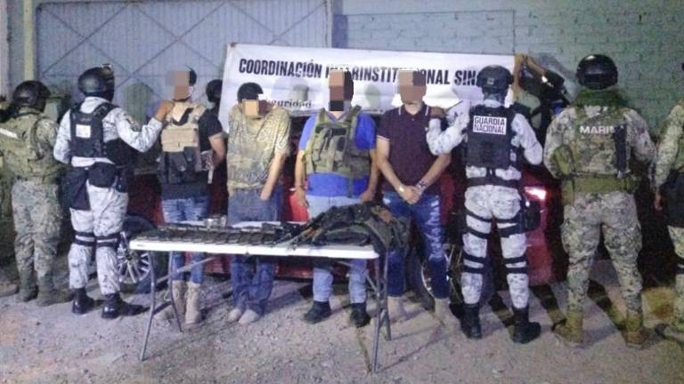 Los detenidos fueron asegurados por la Guardia Nacional, la Marina, el Ejército y otras fuerzas de seguridad en la zona turística de Mazatlán.