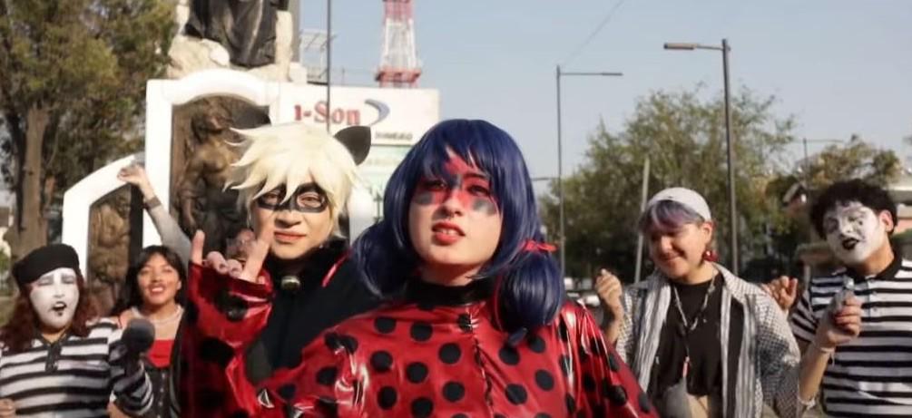 $!Johanne Sacreblu se presenta como un homenaje cómico que satiriza los clichés culturales, pero esta vez enfocados en Francia.