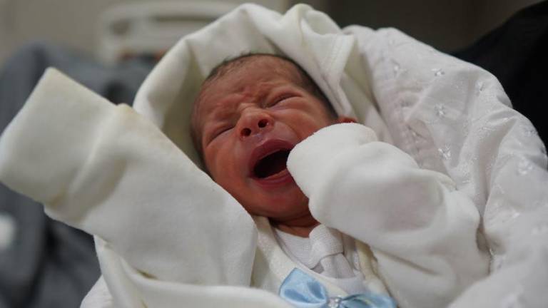 Un recién nacido en el hospital Al Shifa de Gaza.