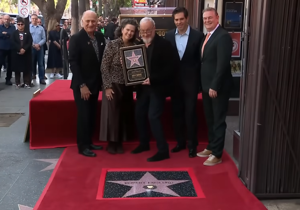 $!El actor estuvo acompañado por la actriz Heather Langenkamp y el director Eli Roth y otras personalidades.