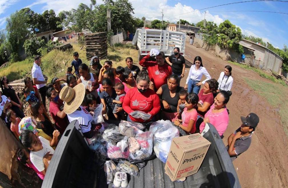 $!Llegan más apoyos a familias damnificadas de Ceuta, en Elota
